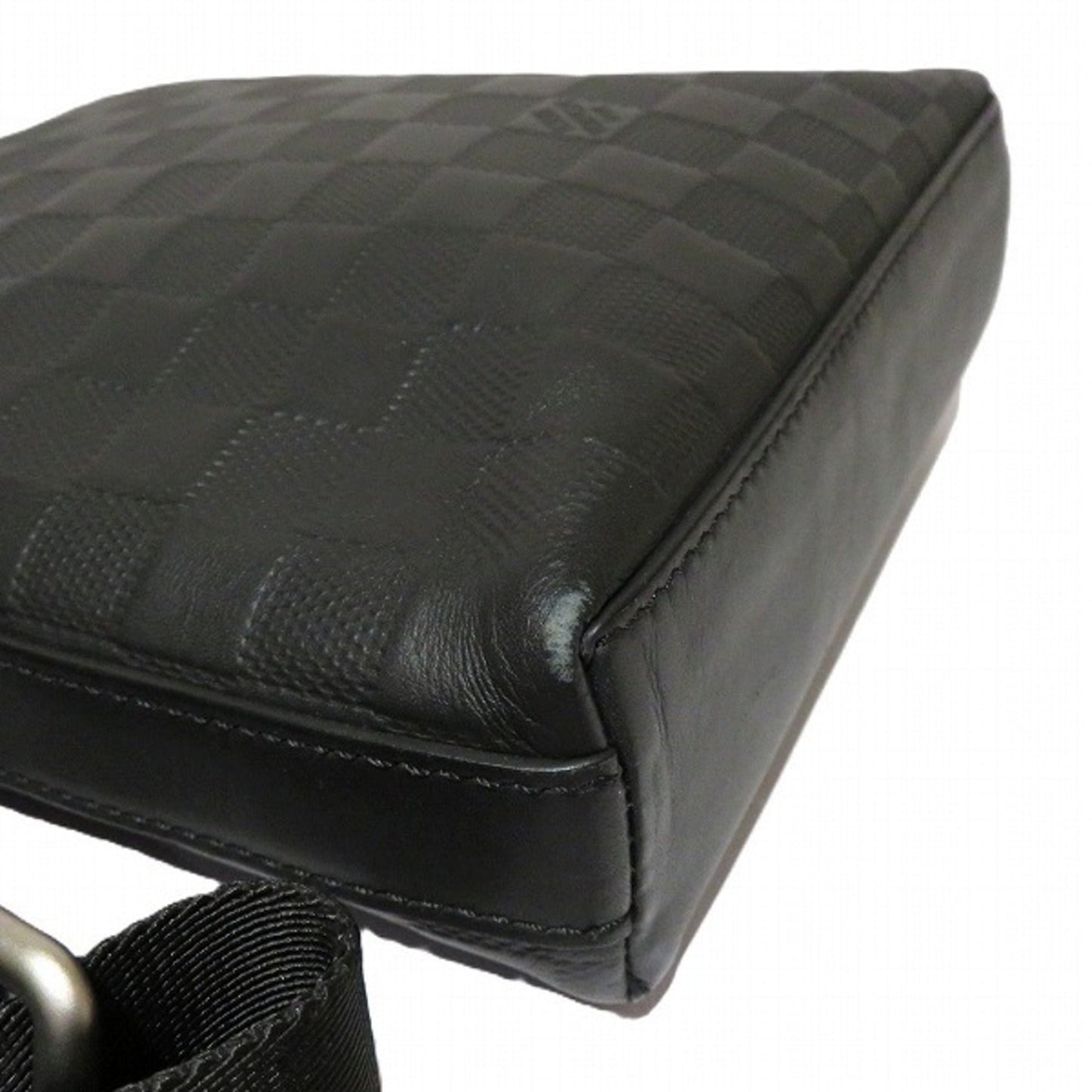Louis Vuitton Black Leather Shoulder Bag