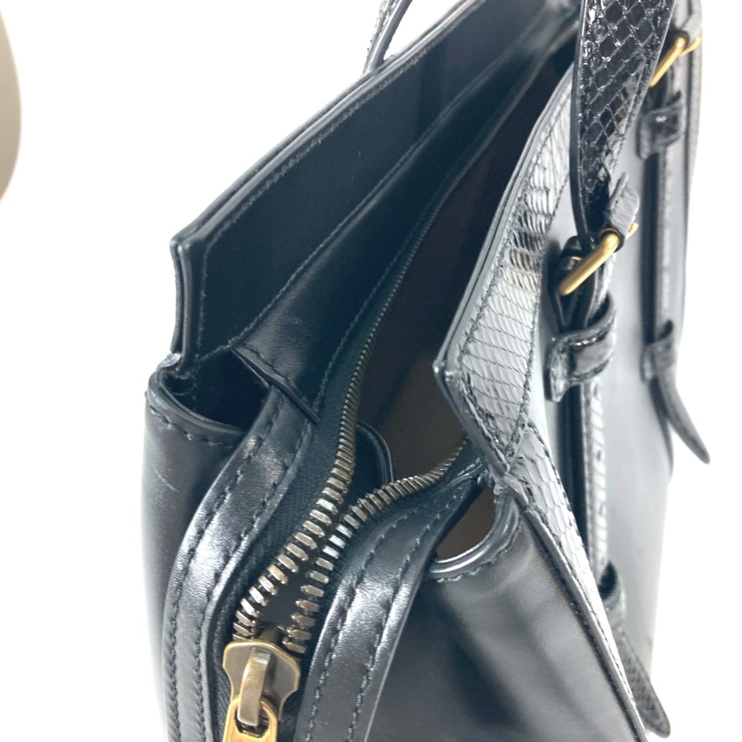 Gucci Black Leather Handbag