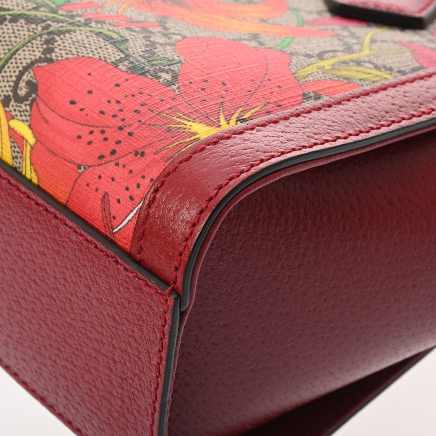 Gucci Multi-Color Red Color Gg Supreme Canvas Leather Handbag