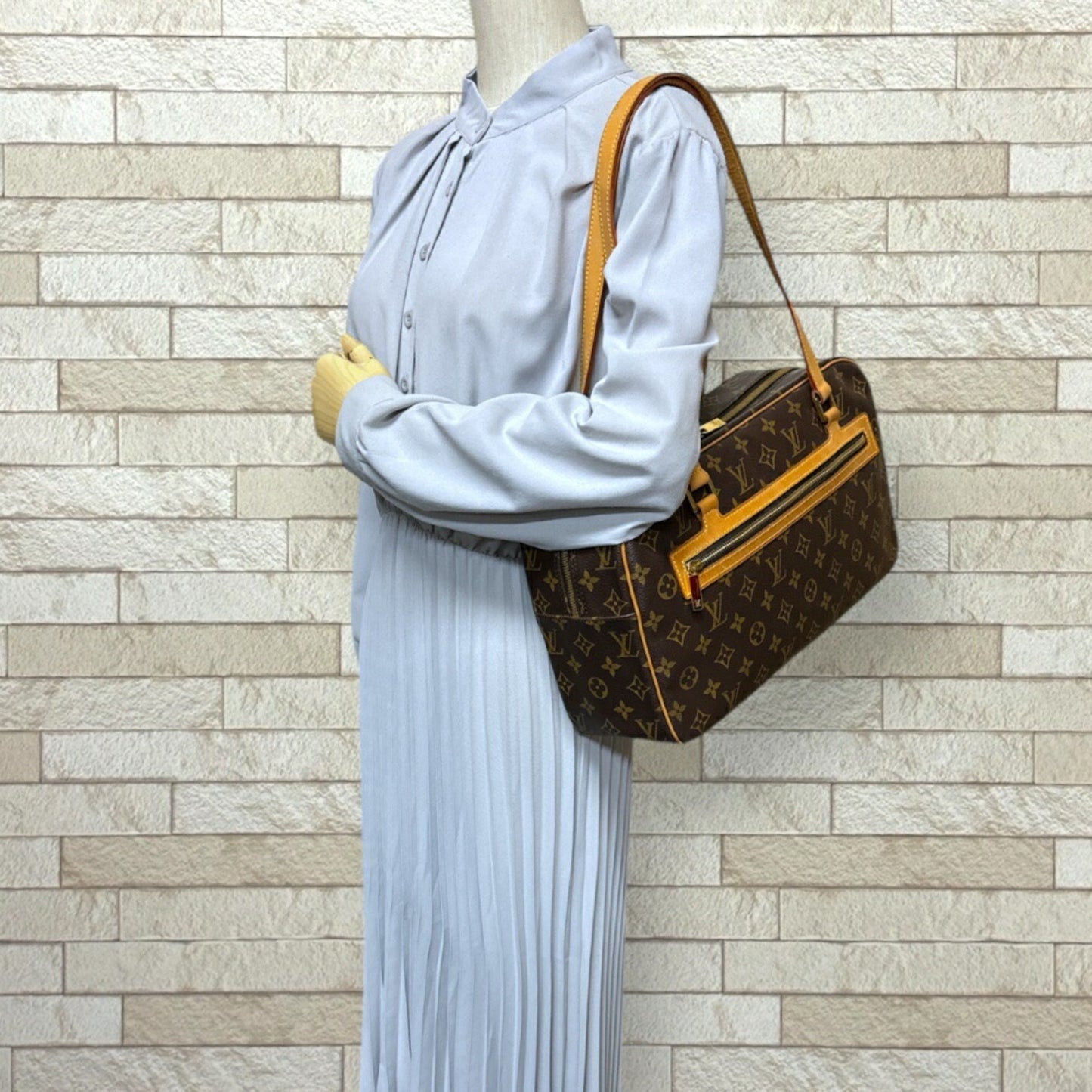 Louis Vuitton Brown Monogram Shoulder Bag