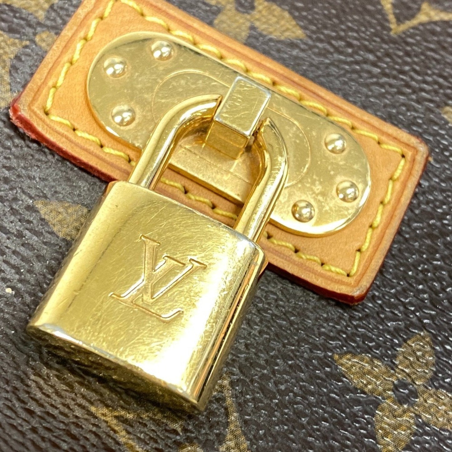 Louis Vuitton Brown Monogram Monogram Handbag Shoulder Bag