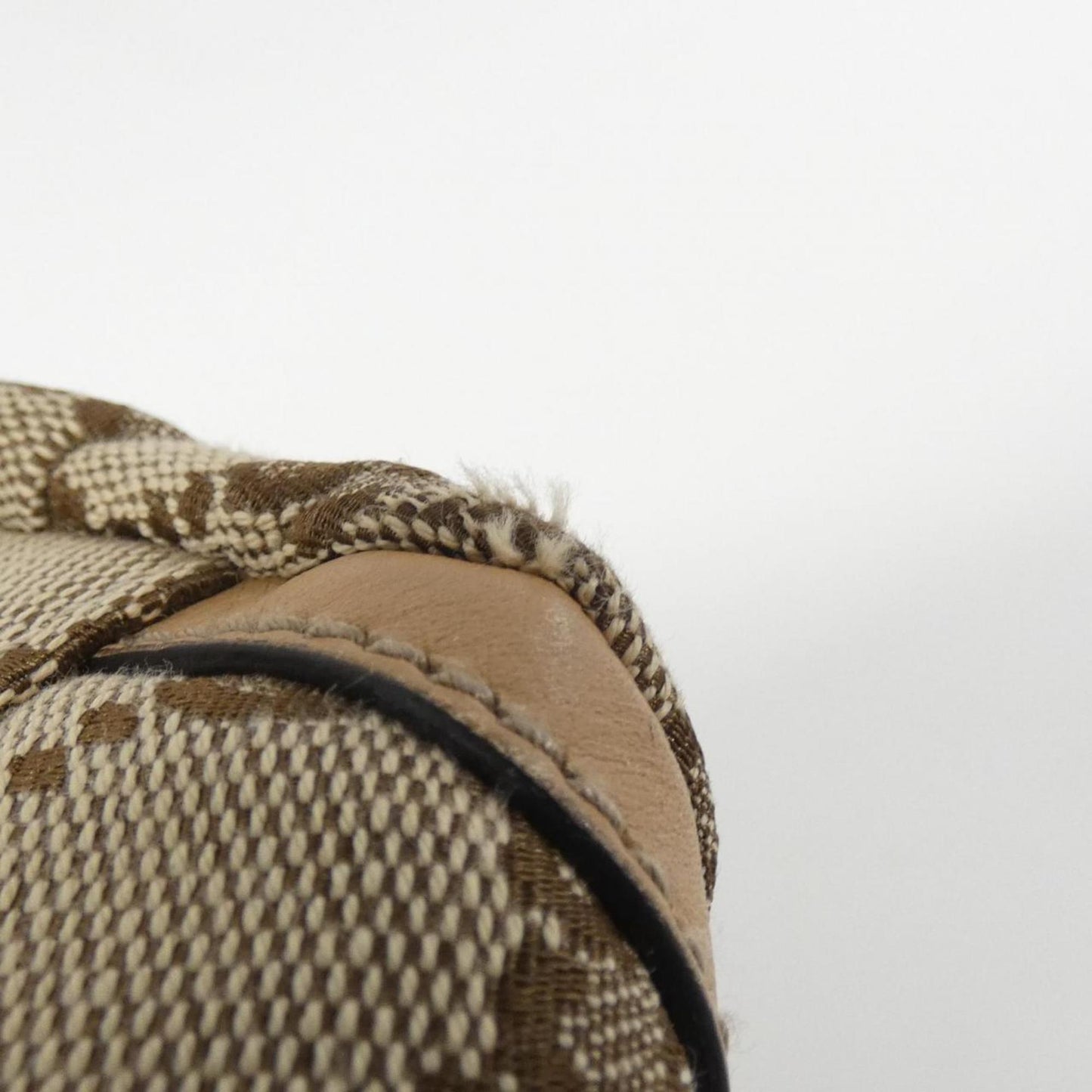 Gucci Gg Canvas Beige Gg Canvas Shoulder Bag
