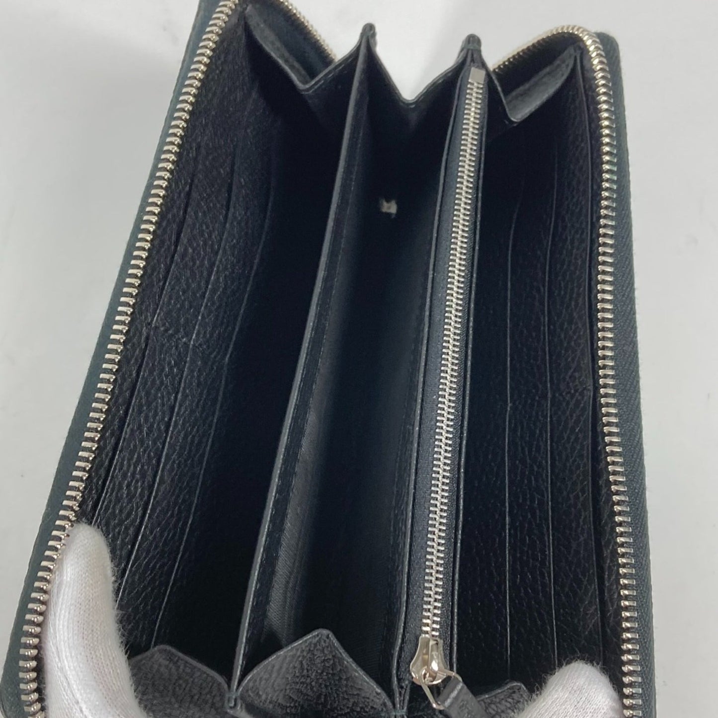Gucci Black Leather Long Wallet (Bi-Fold)