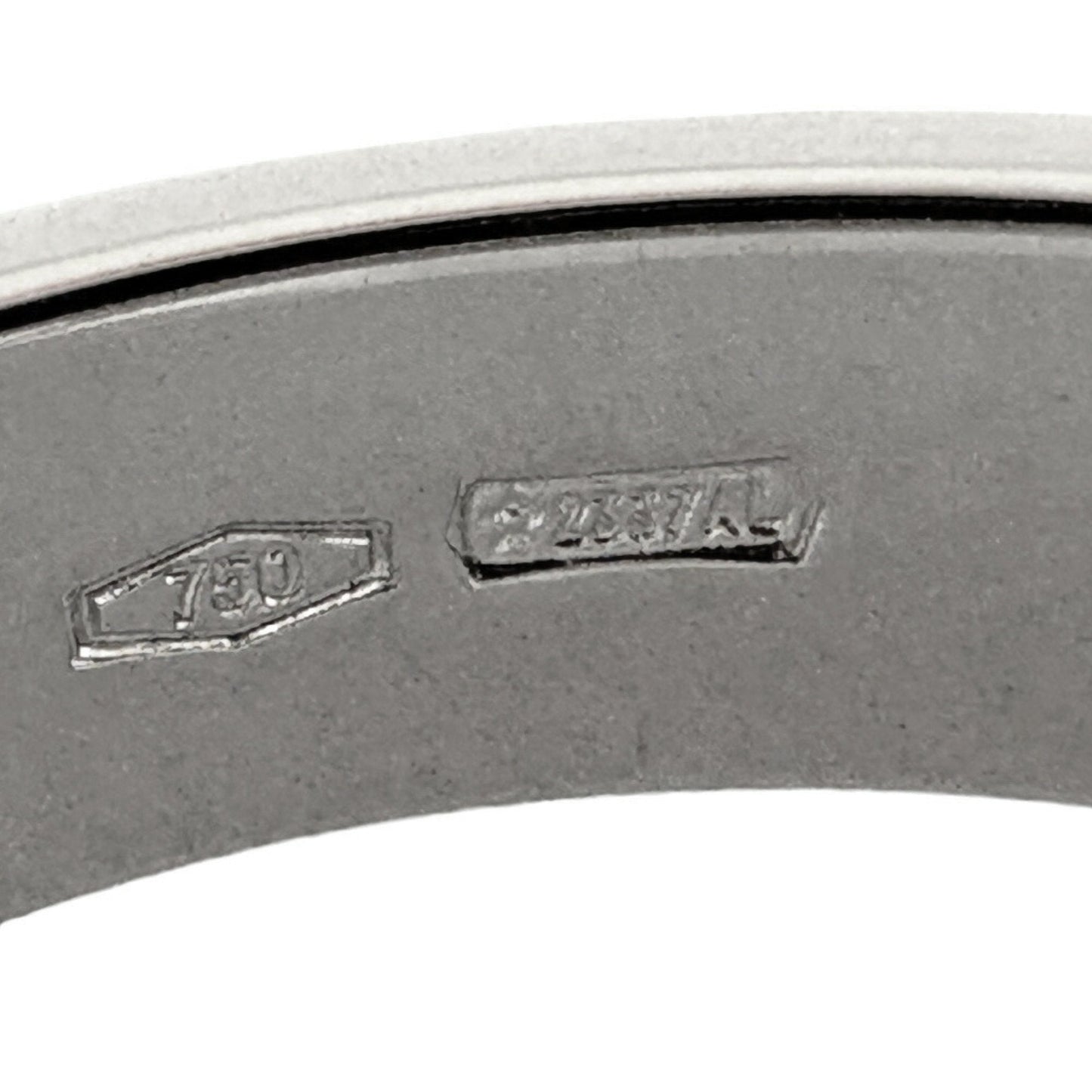 Gucci Icon Silver White Gold (18K) Band Ring