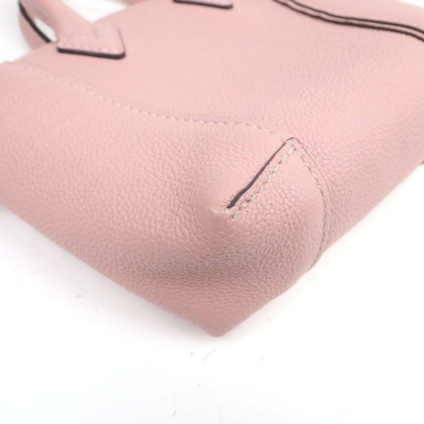 Louis Vuitton Magnolia Leather Shoulder Bag