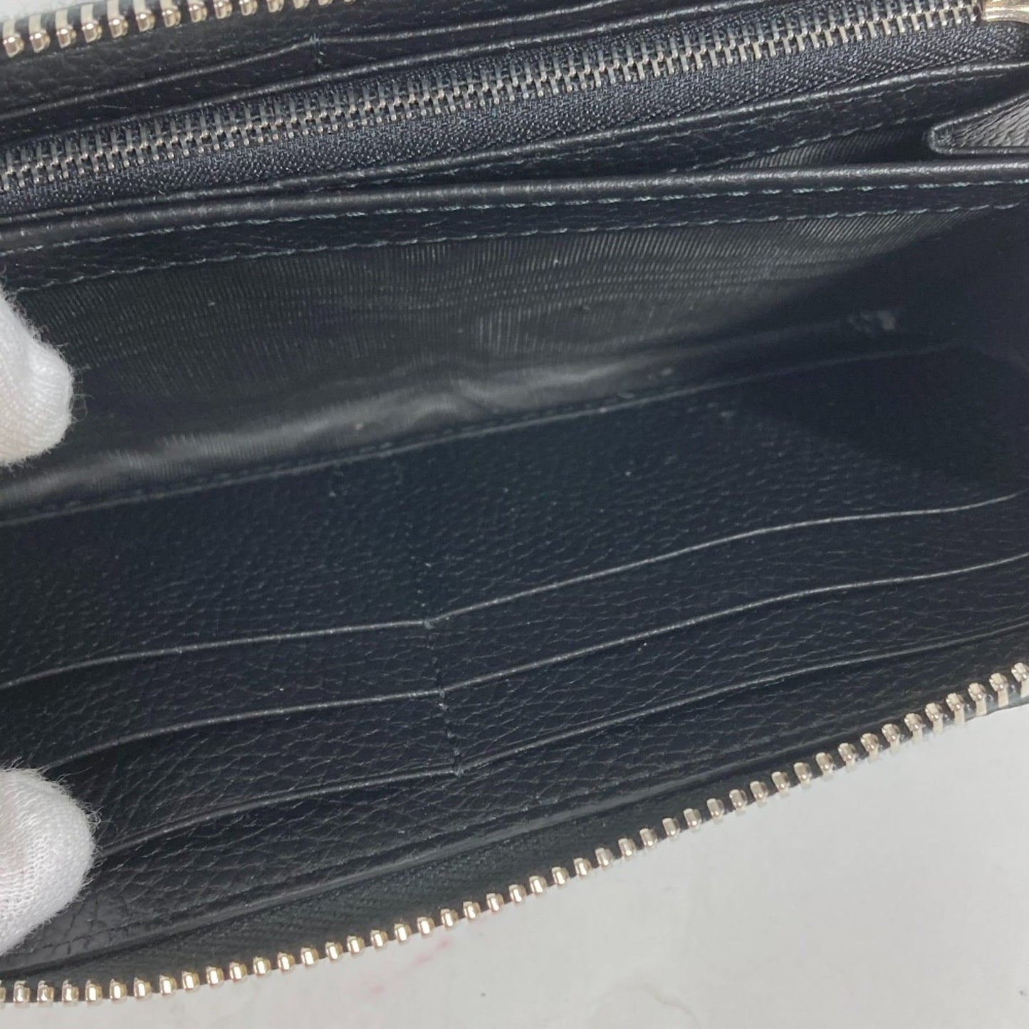 Gucci Black Leather Long Wallet (Bi-Fold)