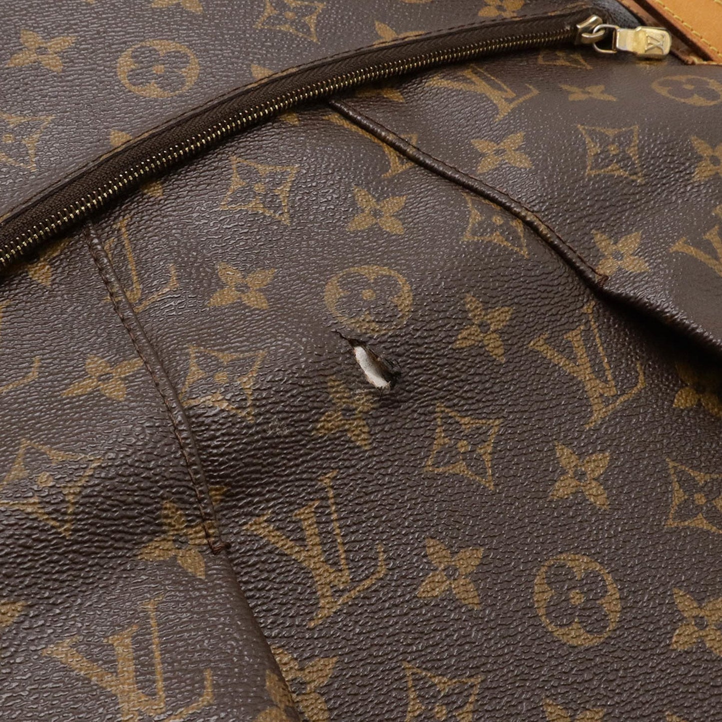 Louis Vuitton Galle Monogram Monogram Shoulder Bag
