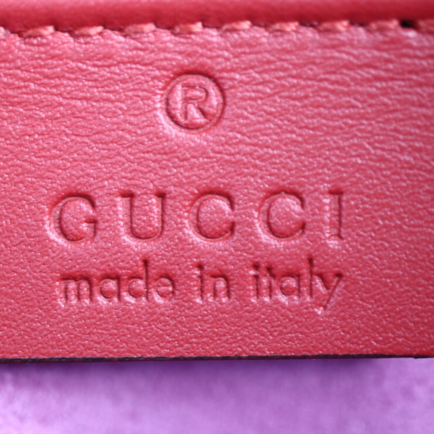 Gucci Beige Multi-Color Red Color Gg Supreme Clutch Bag