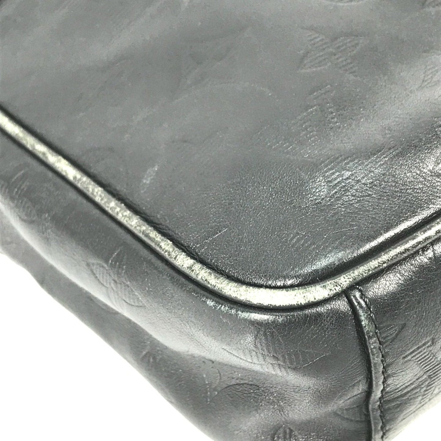 Louis Vuitton Black Leather Shoulder Bag