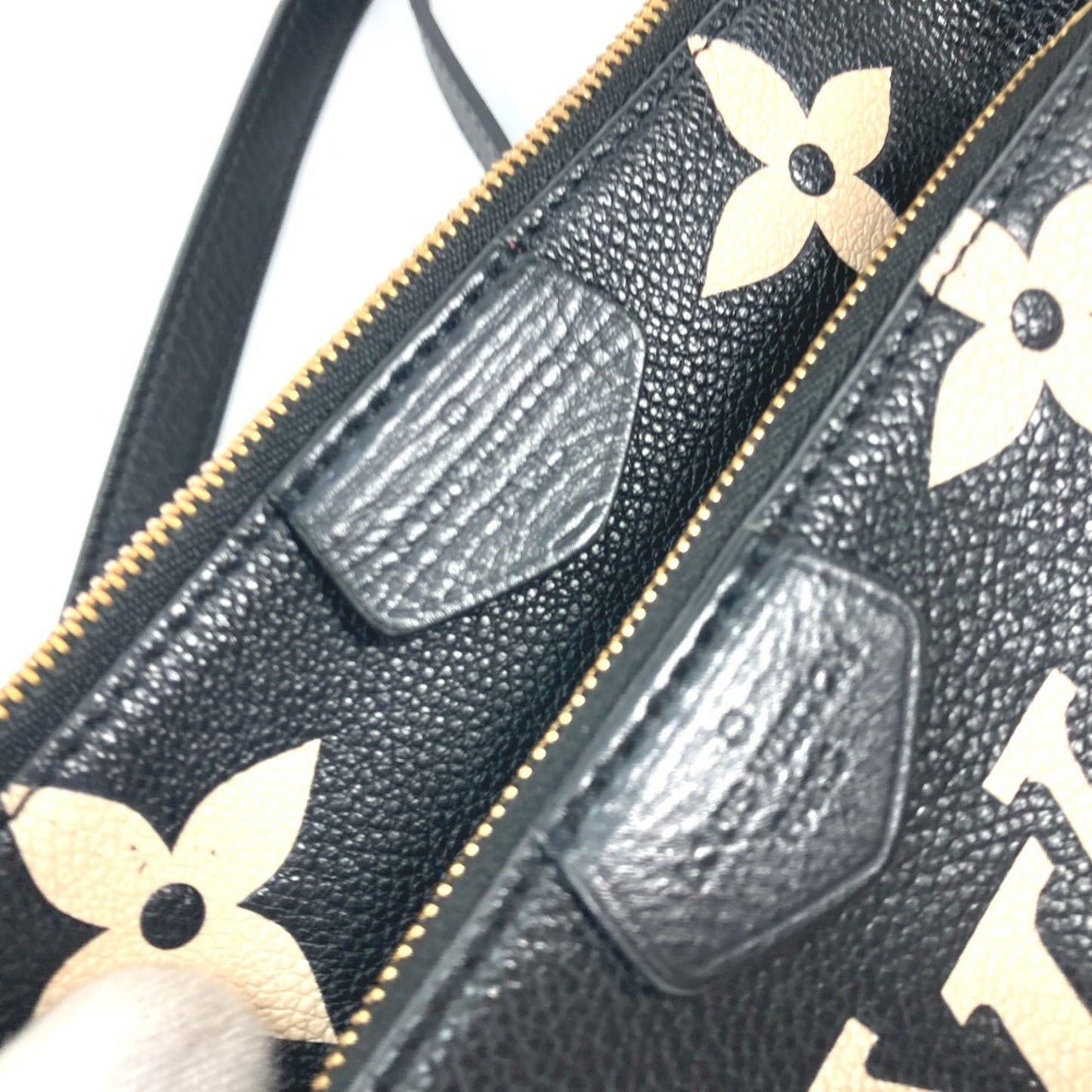 Louis Vuitton Black Other Shoulder Bag