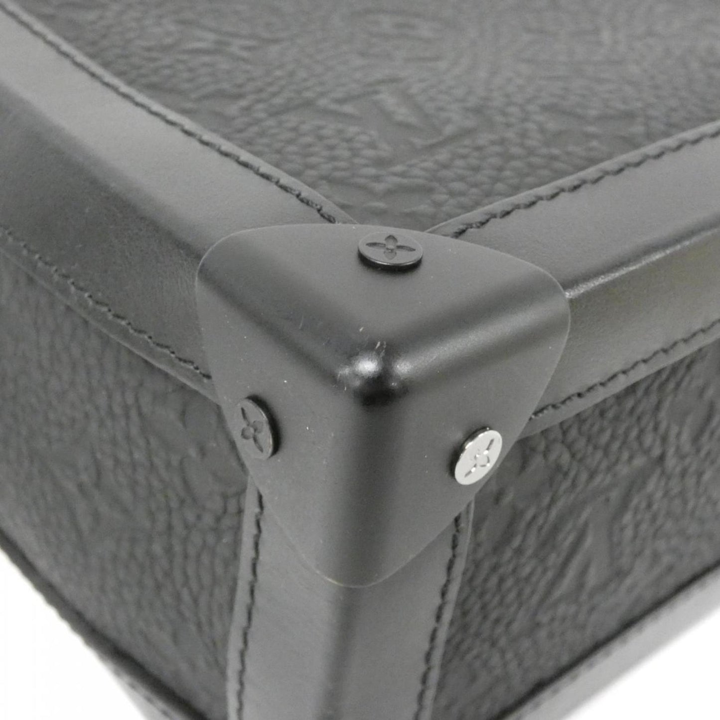 Louis Vuitton Taurillon Black Leather Shoulder Bag