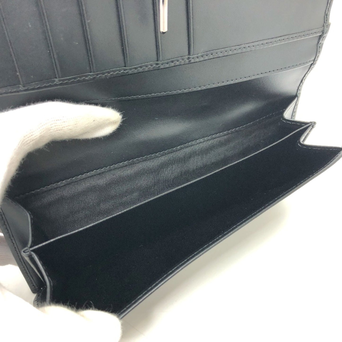 Gucci Black Other Wallet (Bi-Fold)