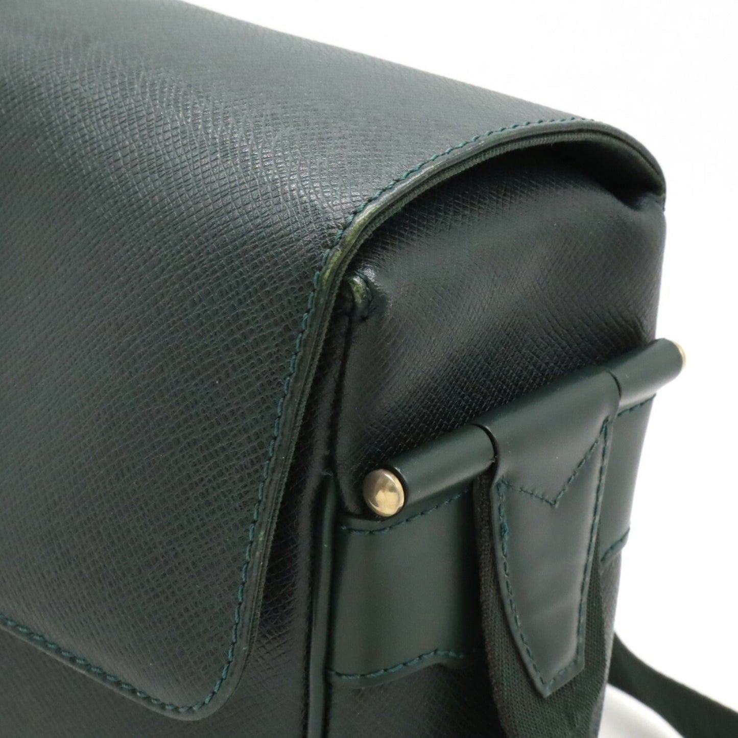Louis Vuitton Episea Green Taiga Leather Shoulder Bag