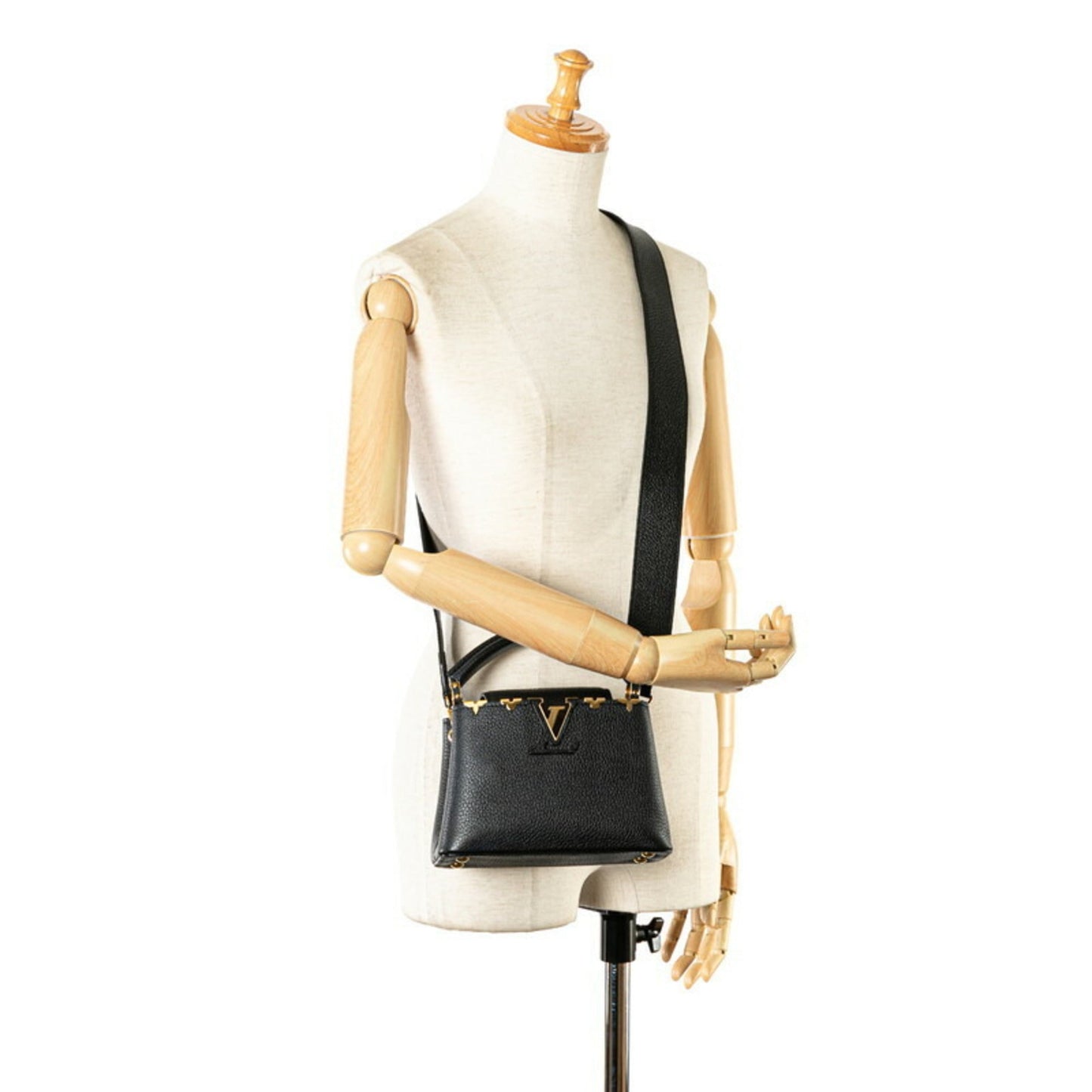 Louis Vuitton Black Noir Leather Handbag Shoulder Bag