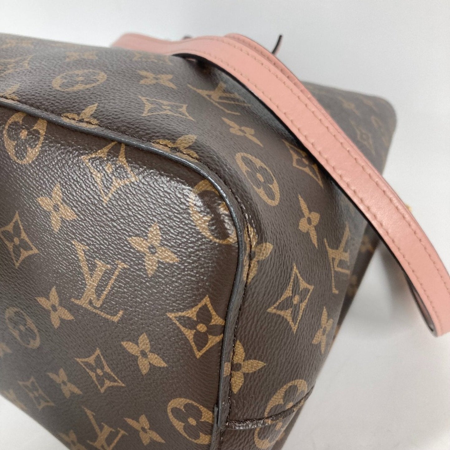 Louis Vuitton Pink Other Shoulder Bag