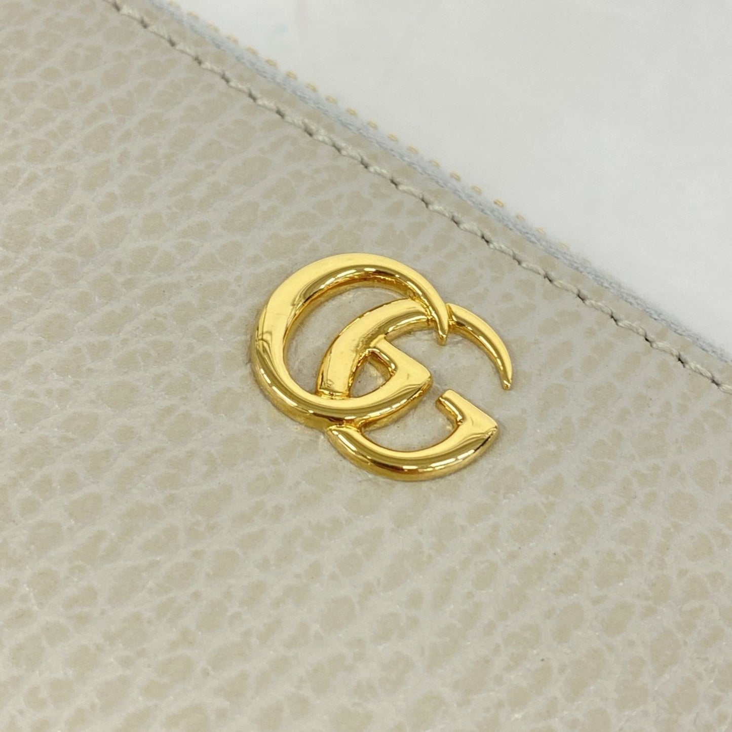 Gucci Gray Leather Long Wallet (Bi-Fold)