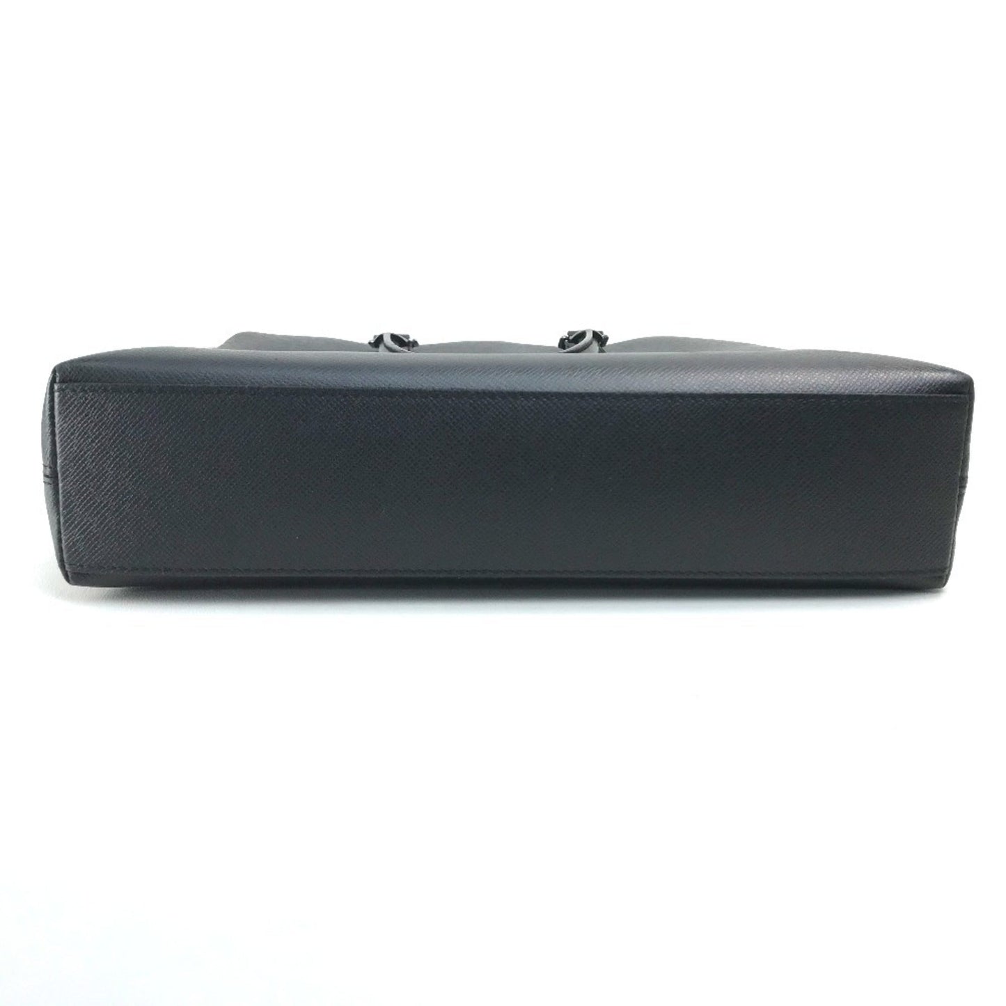 Louis Vuitton Taiga Black Noir Taiga Leather Handbag Shoulder Bag