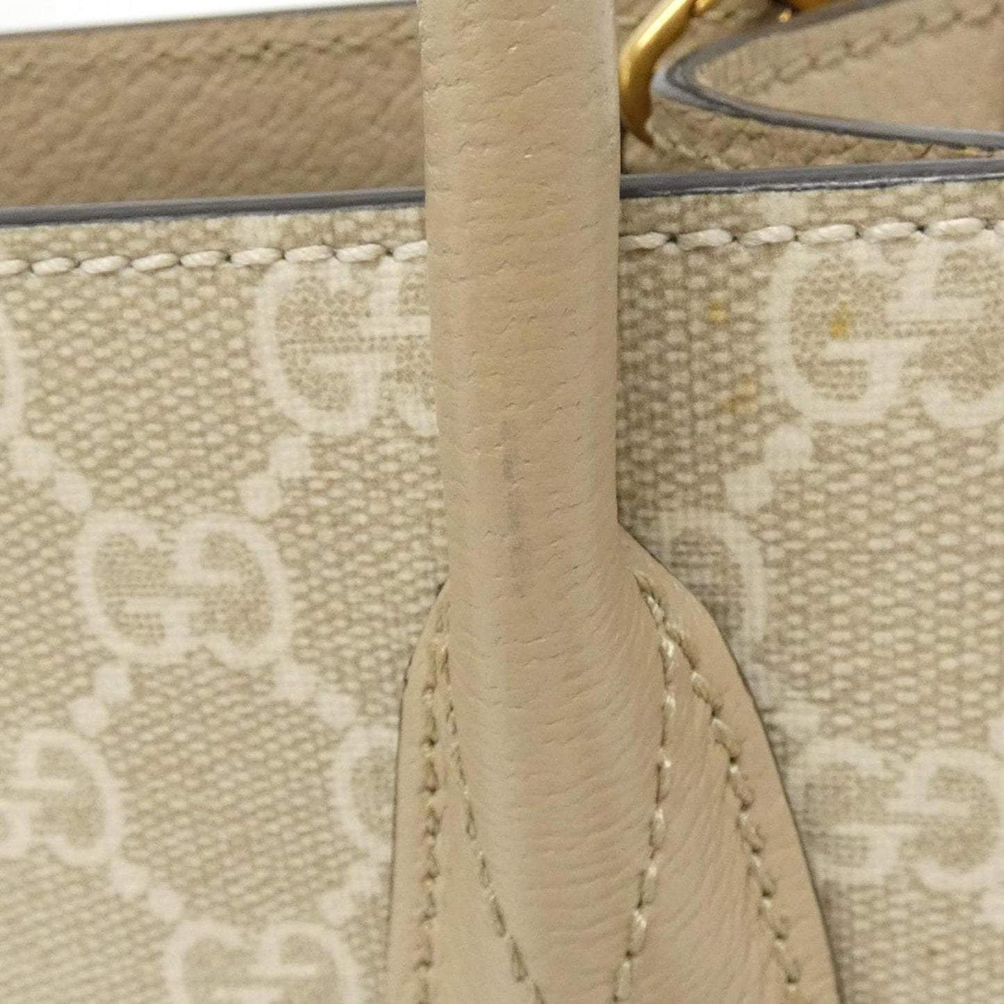 Gucci Beige White Gg Supreme Leather Handbag