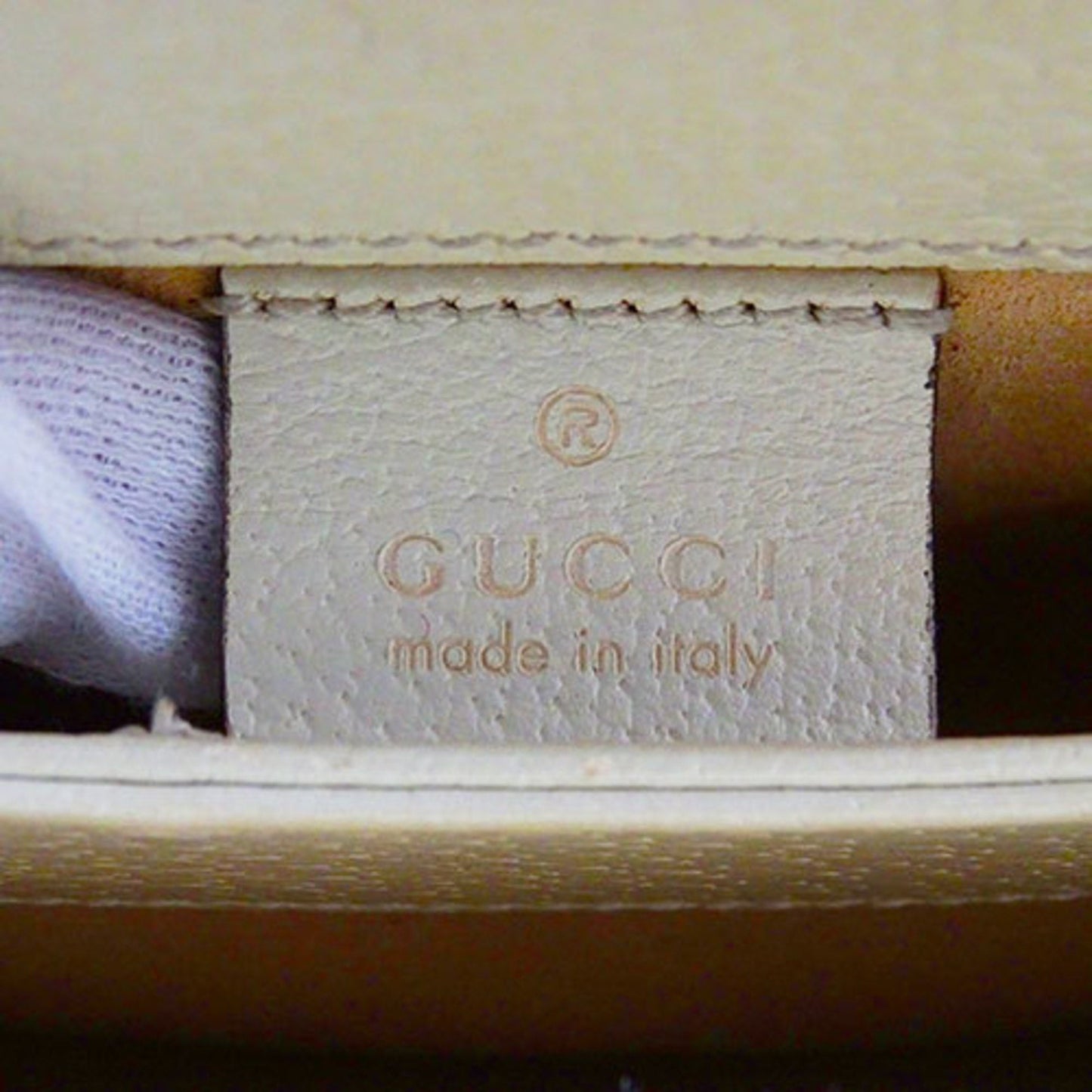 Gucci Beige Ivory Pvc Pochette Shoulder Bag
