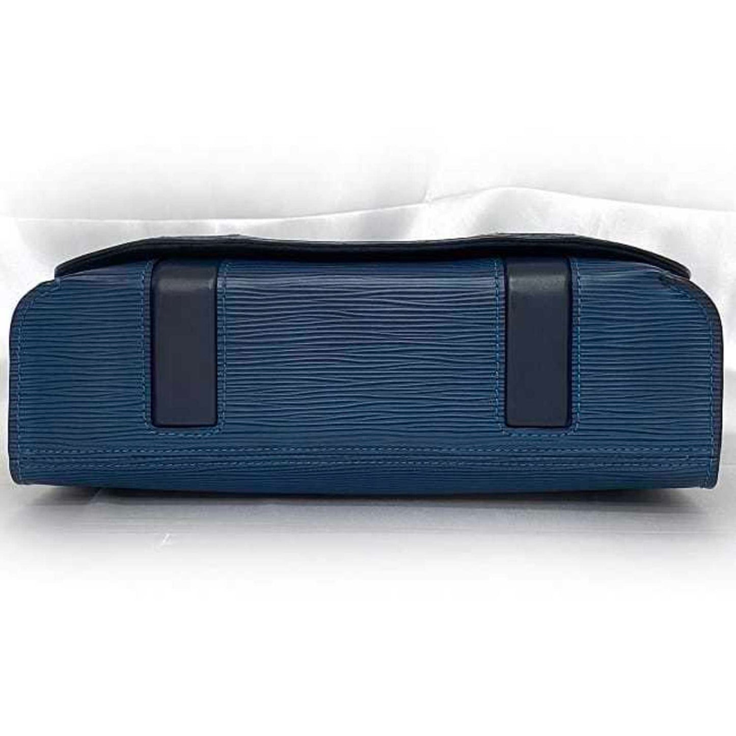 Louis Vuitton Blue Leather Messenger Bag Shoulder Bag