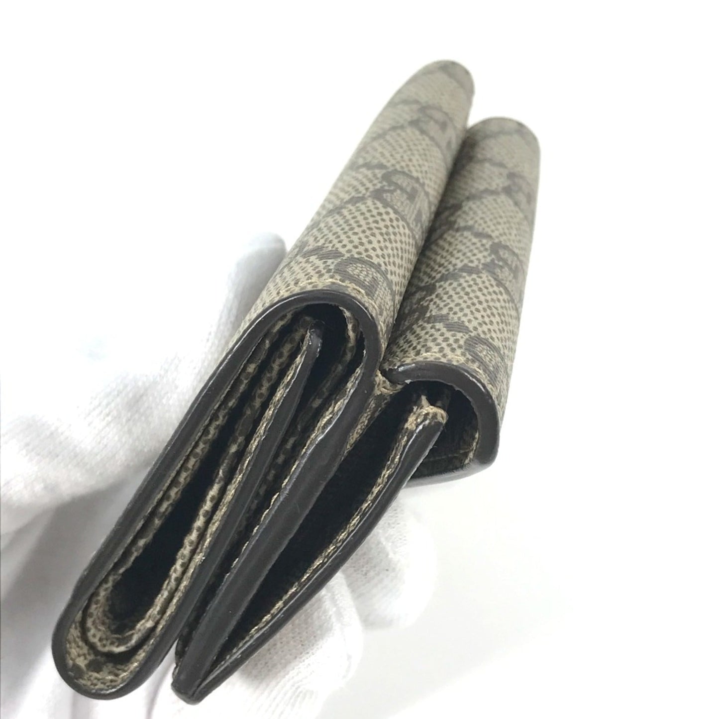 Gucci Beige Other Wallet (Tri-Fold)
