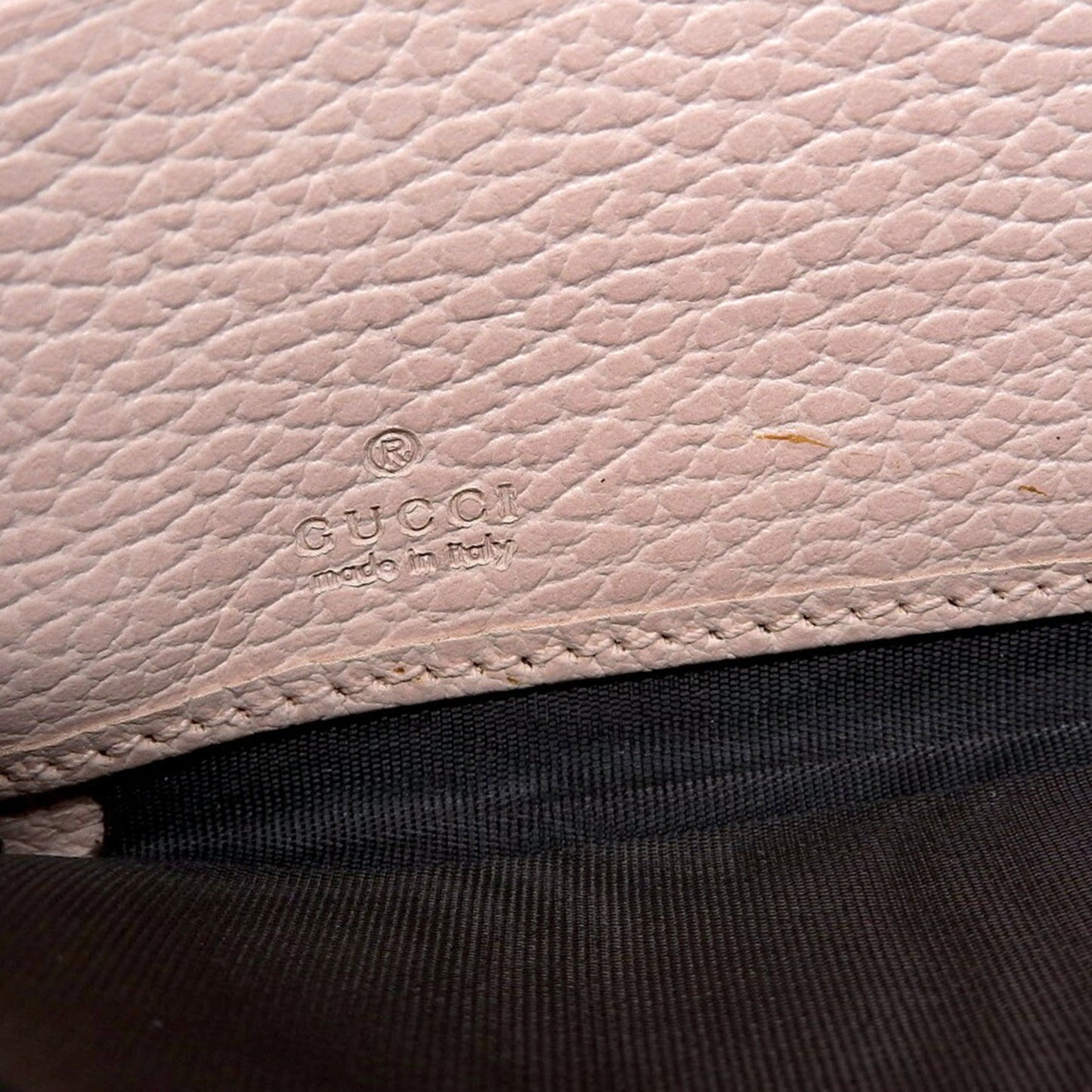 Gucci Pink Leather Wallet (Bi-Fold)