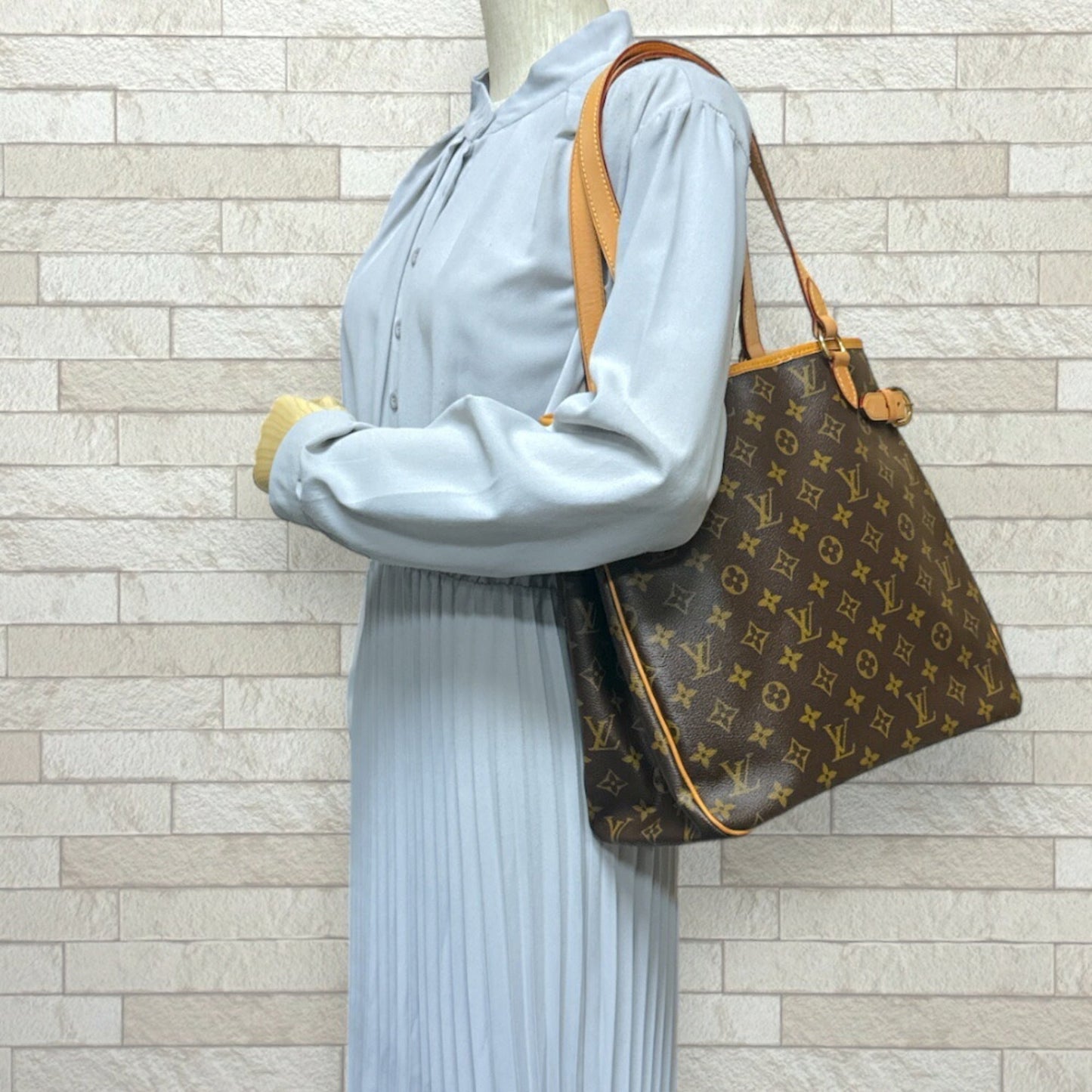 Louis Vuitton Brown Monogram Shoulder Bag