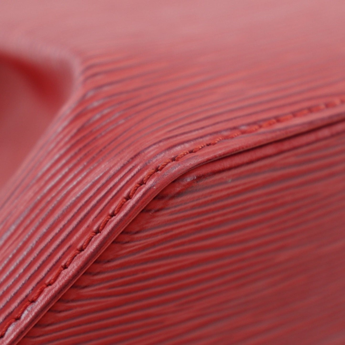Louis Vuitton Castilian Red Red Color Epi Leather Shoulder Bag