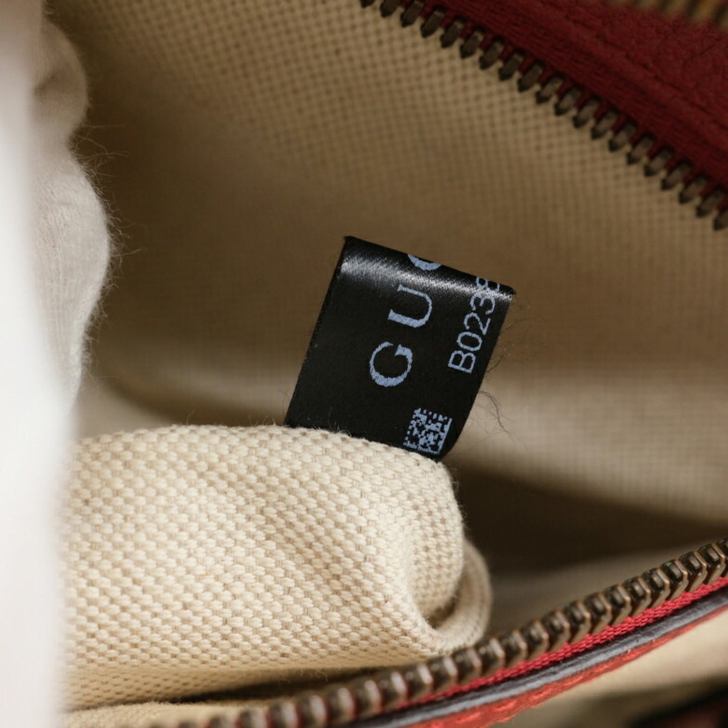 Gucci Beige Pink Red Color Gg Supreme Leather Backpack