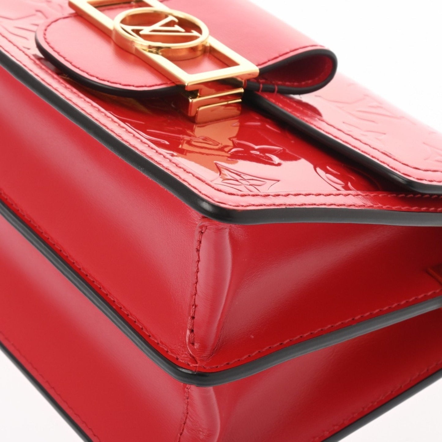 Louis Vuitton Monogram Vernis Red Color Vernis Shoulder Bag