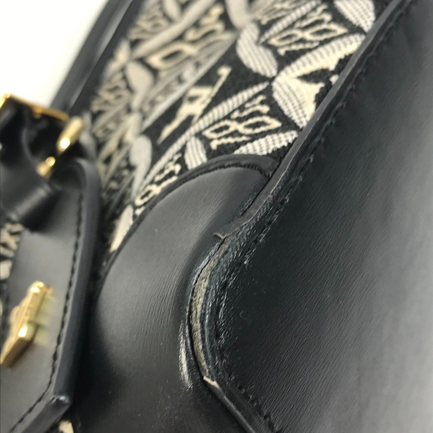 Louis Vuitton Black Other Shoulder Bag