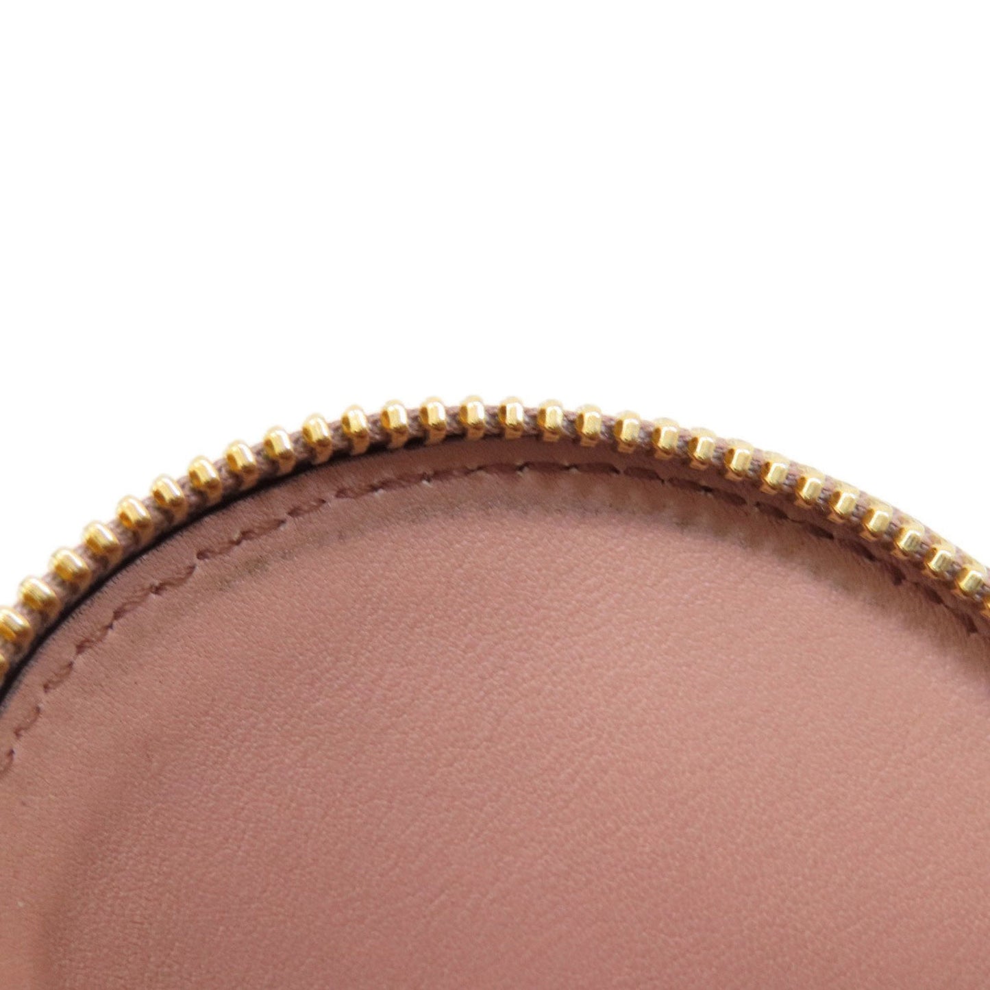 Gucci Beige Patent Leather Coin Purse/Coin Case