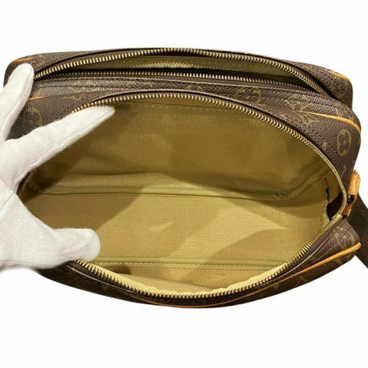 Louis Vuitton Monogram Monogram Shoulder Bag