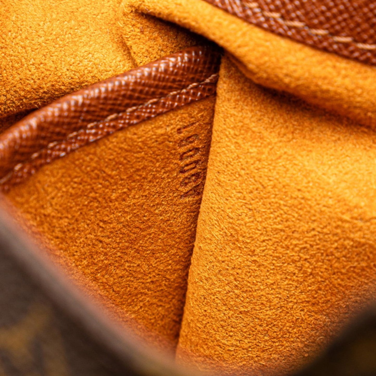 Louis Vuitton Brown Monogram Monogram Shoulder Bag