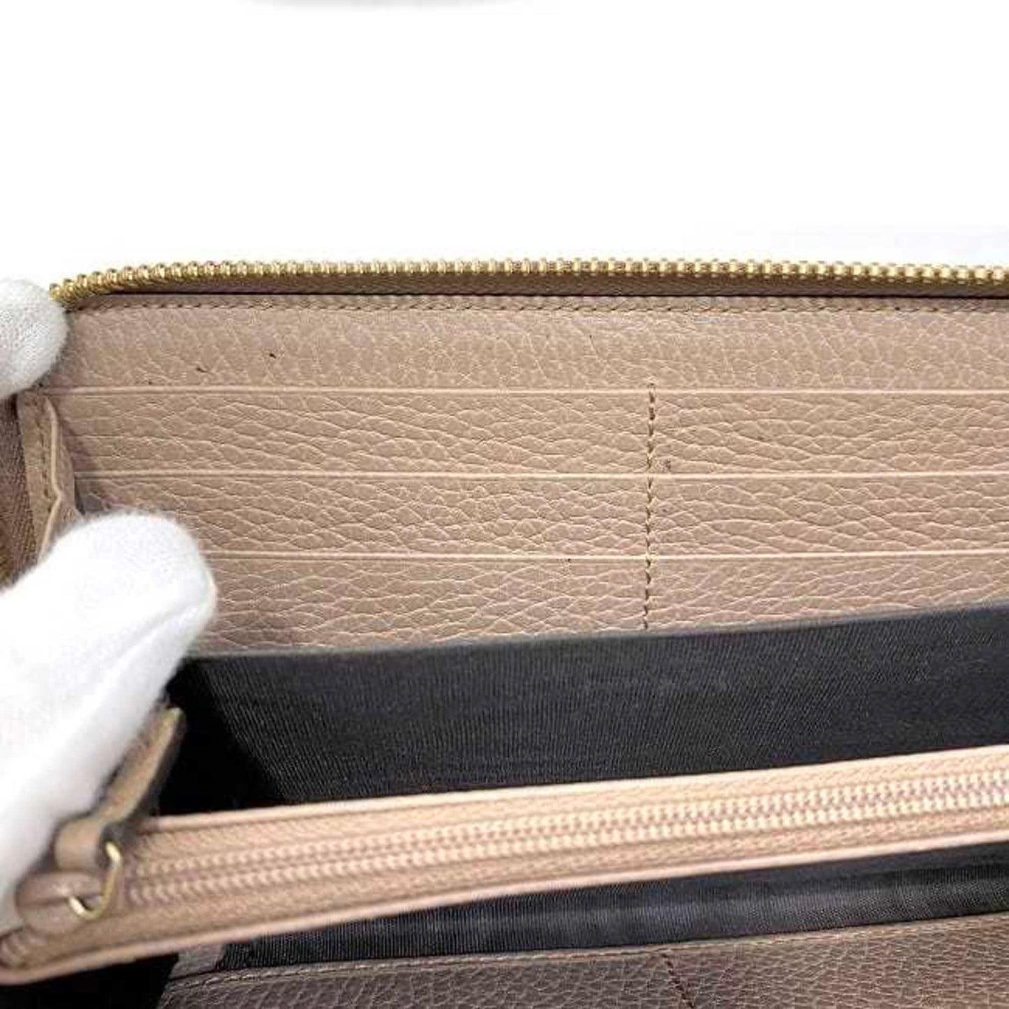 Gucci Pink Beige Leather Long Wallet (Bi-Fold)