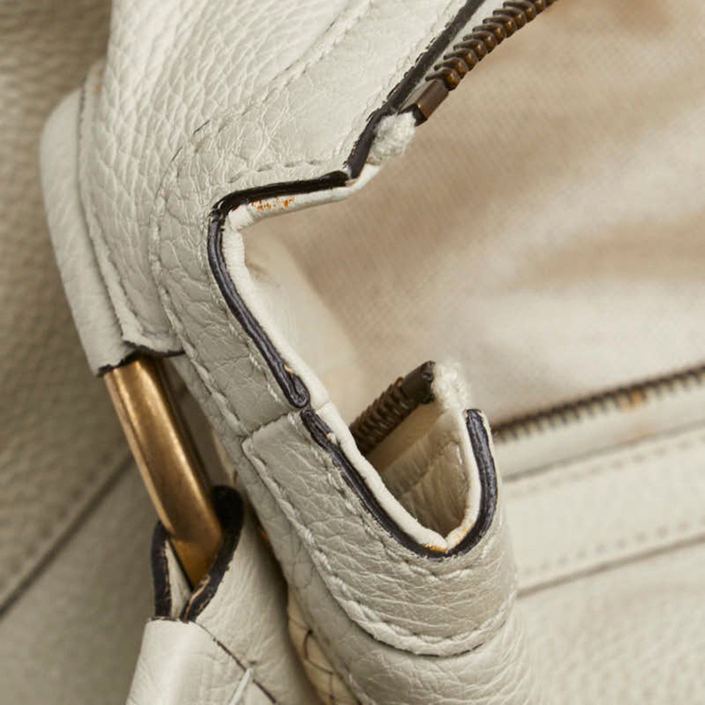 Gucci Ivory Leather Shoulder Bag