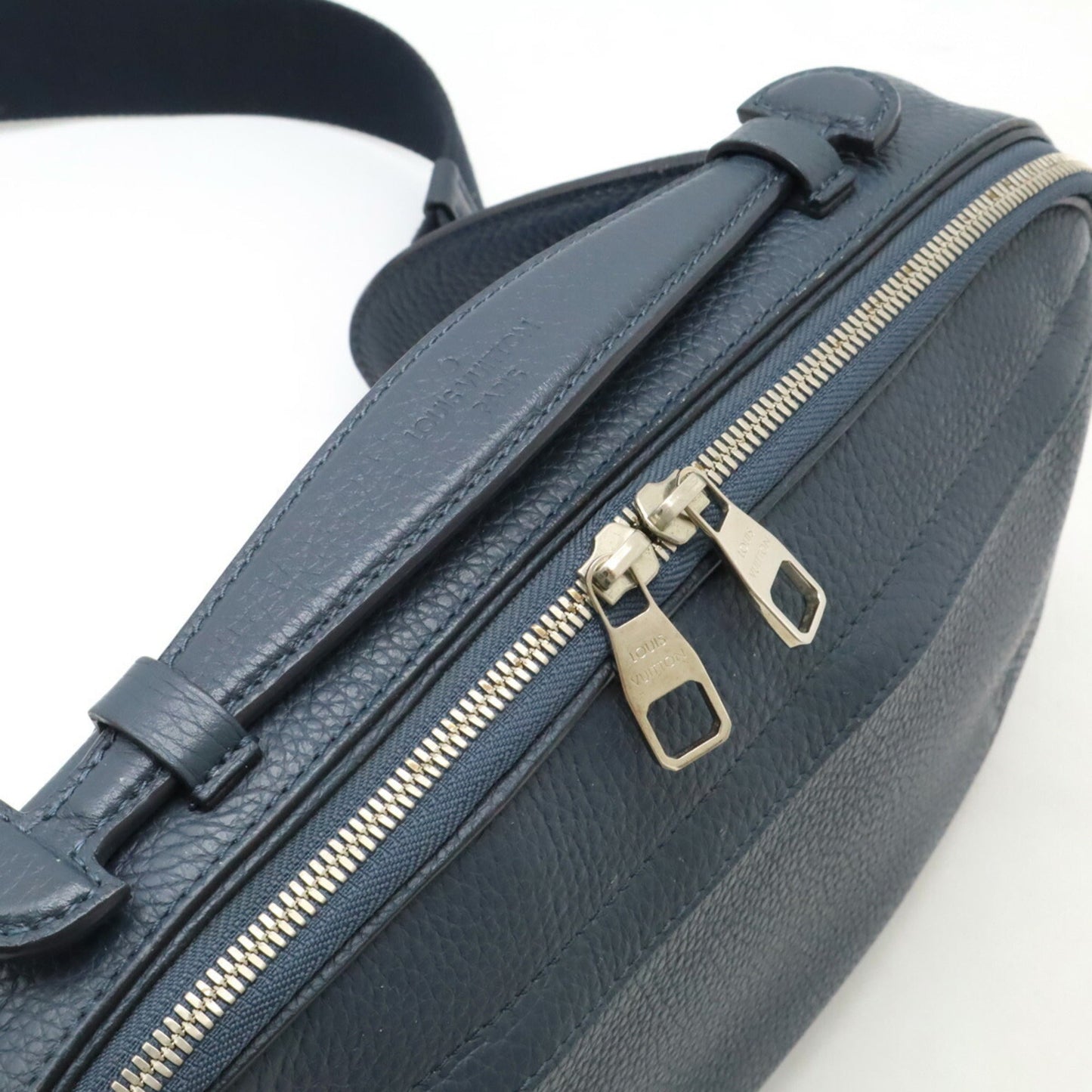 Louis Vuitton Navy Leather Shoulder Bag Sling Bag