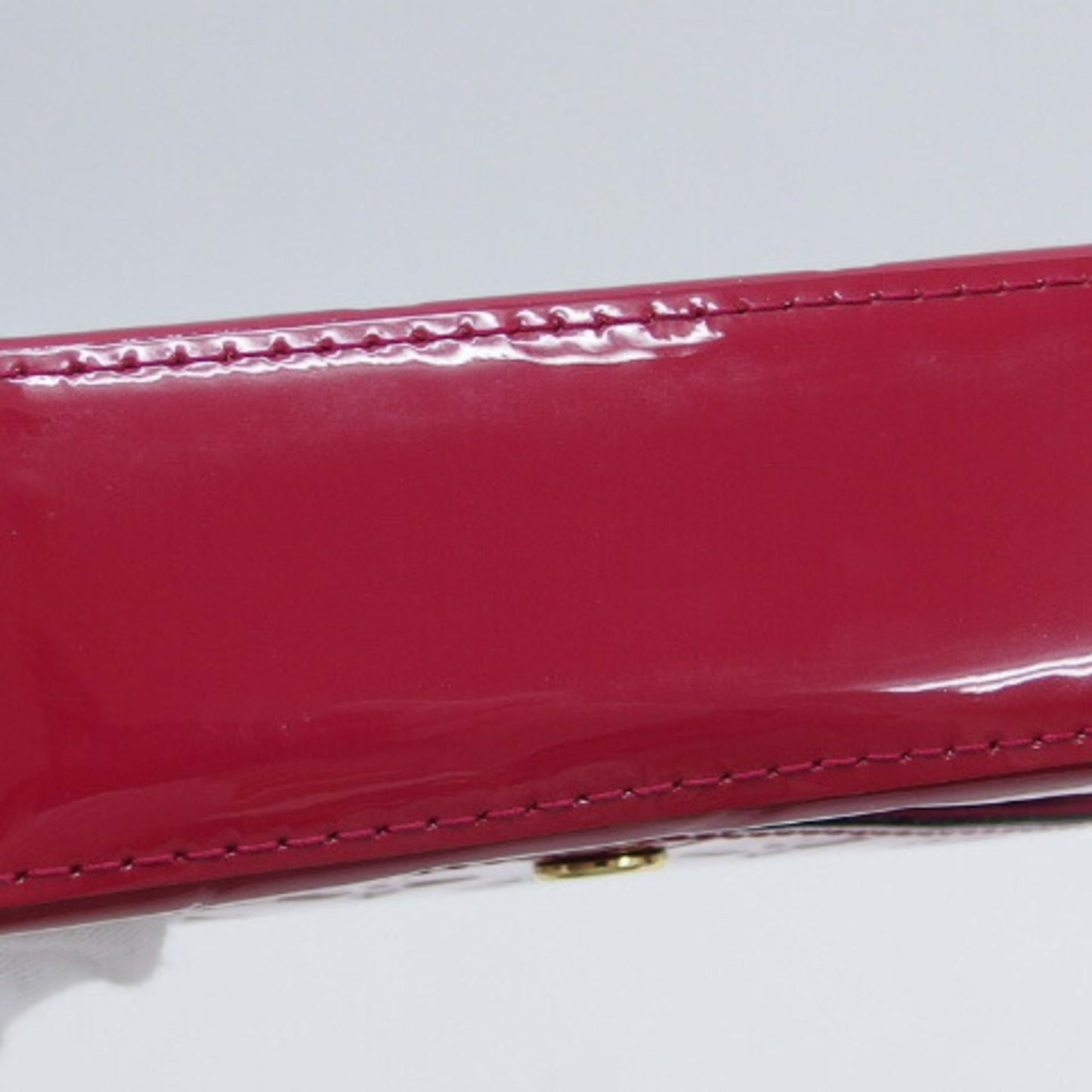 Louis Vuitton Monogram Vernis Indian Rose Pink Monogram Vernis Pochette Shoulder Bag