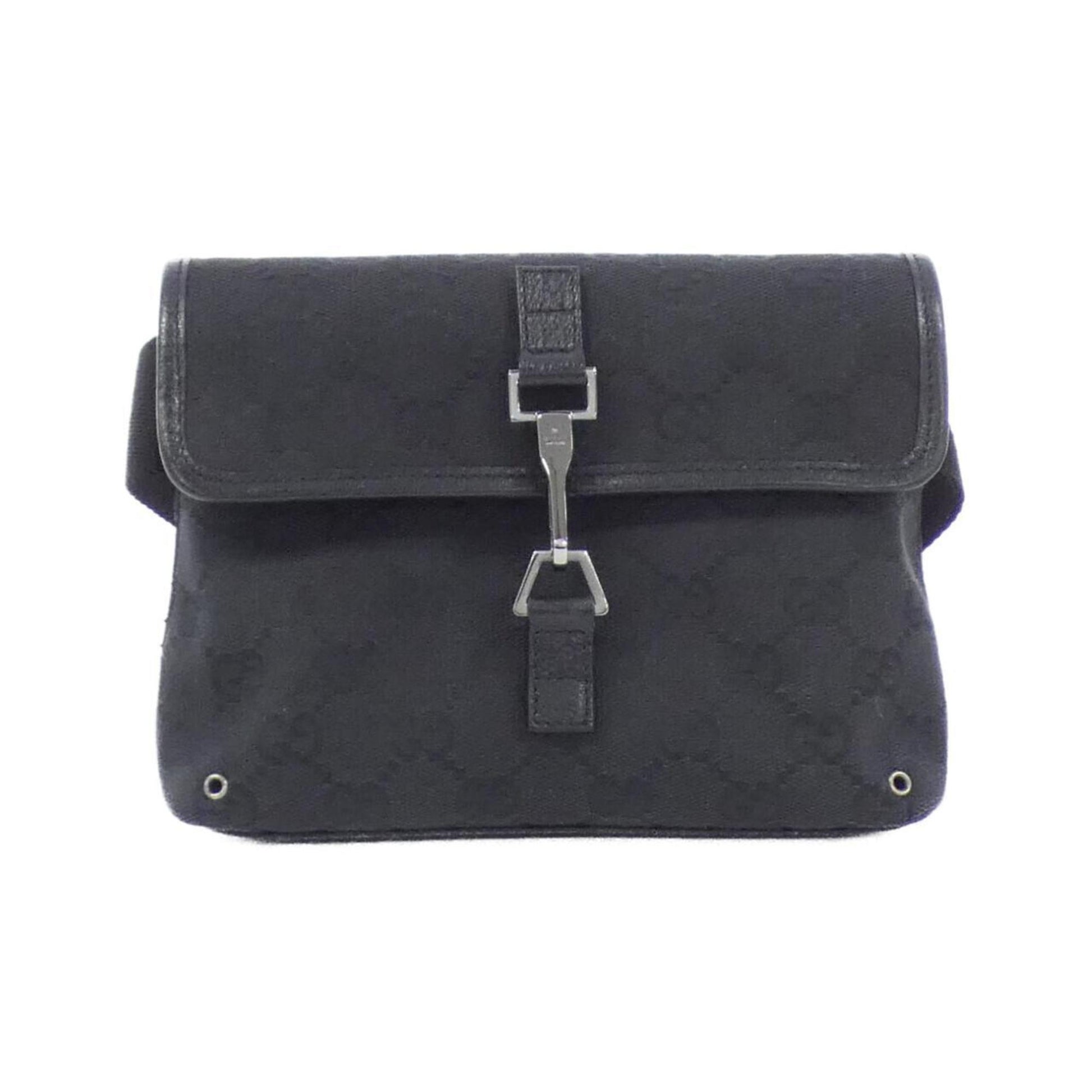 Gucci Black Gg Canvas Fanny Pack ()
