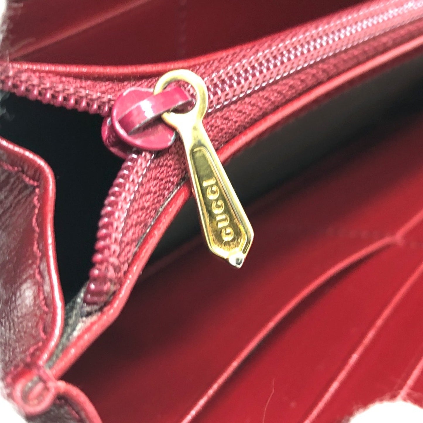 Gucci Red Leather Wallet (Bi-Fold)