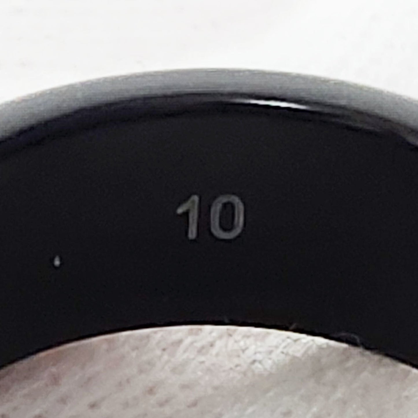 Gucci Black Silver White Gold (18K) Band Ring