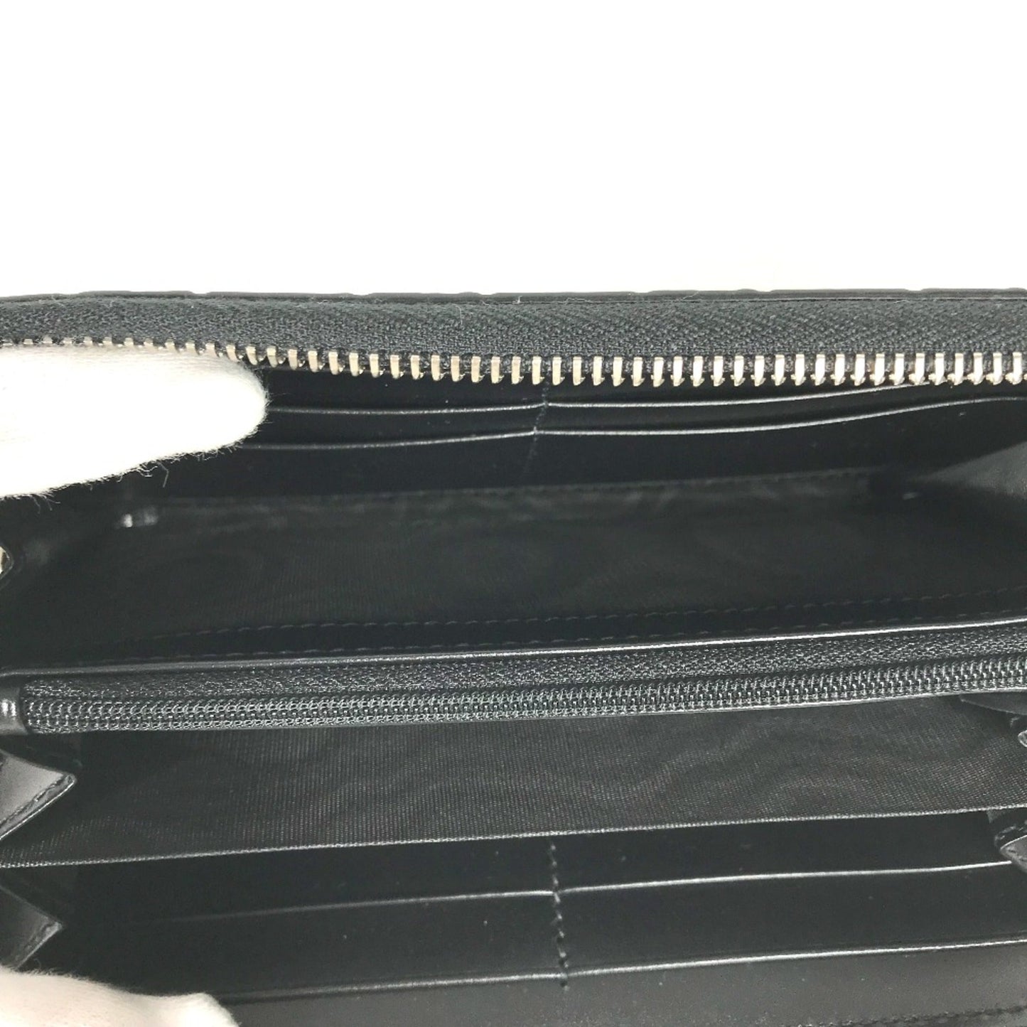 Gucci Black Leather Long Wallet (Bi-Fold)