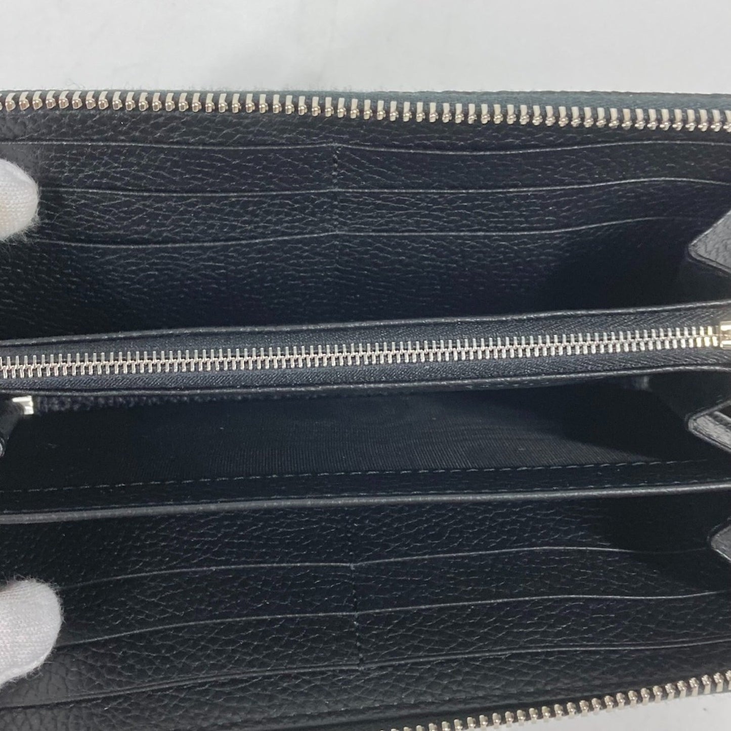 Gucci Black Leather Long Wallet (Bi-Fold)