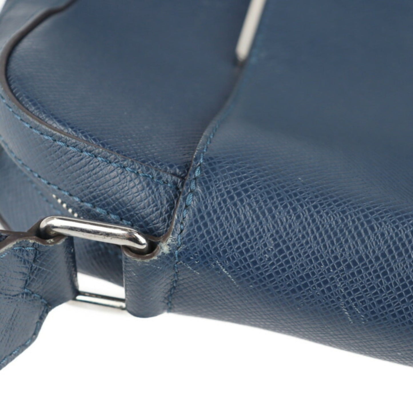 Louis Vuitton Navy Blue Taiga Leather Messenger Bag Pochette Shopping Bag Shoulder Bag Tote Bag