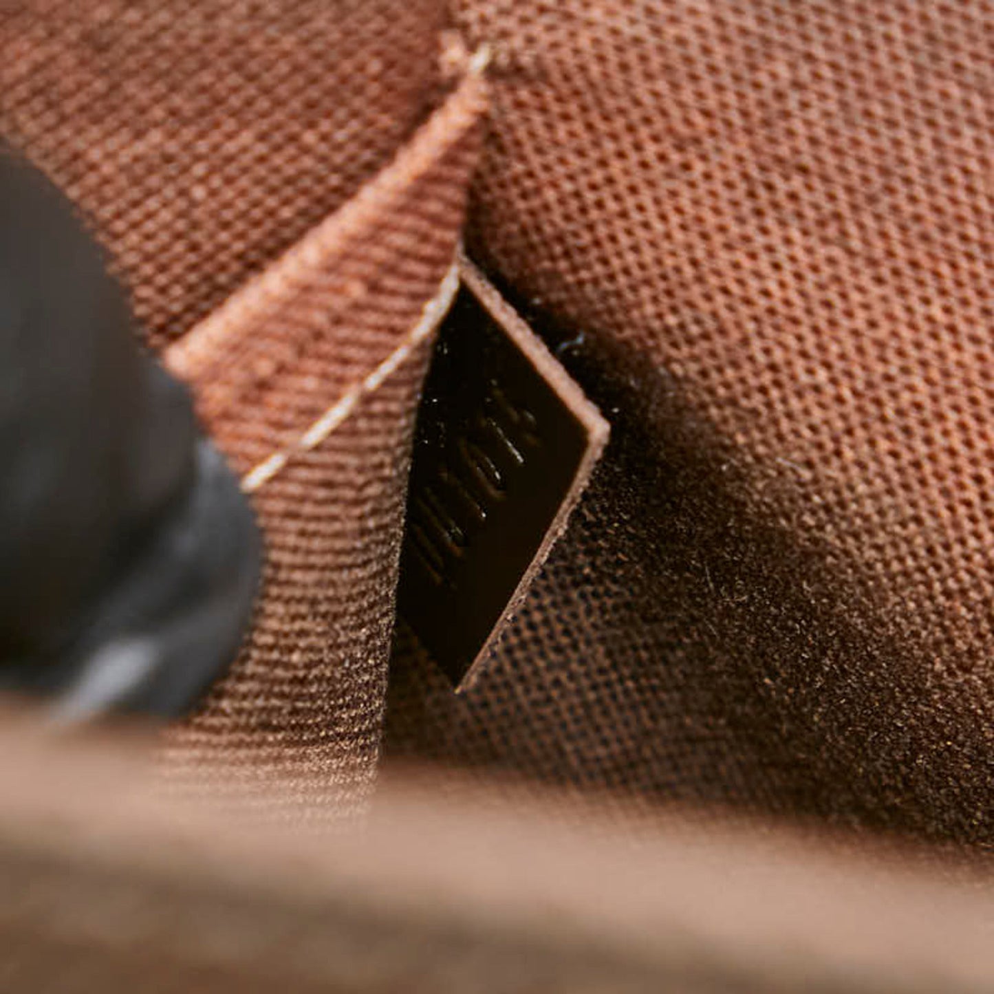 Louis Vuitton Brown Grizzly Leather Pochette Shoulder Bag
