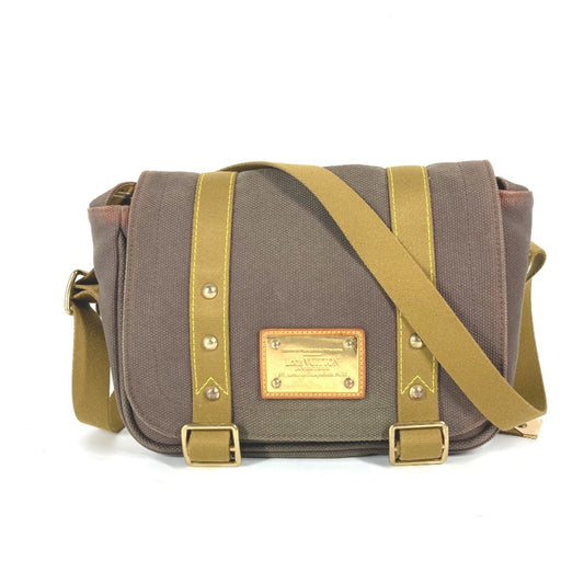 Louis Vuitton Brown Canvas Shoulder Bag ()