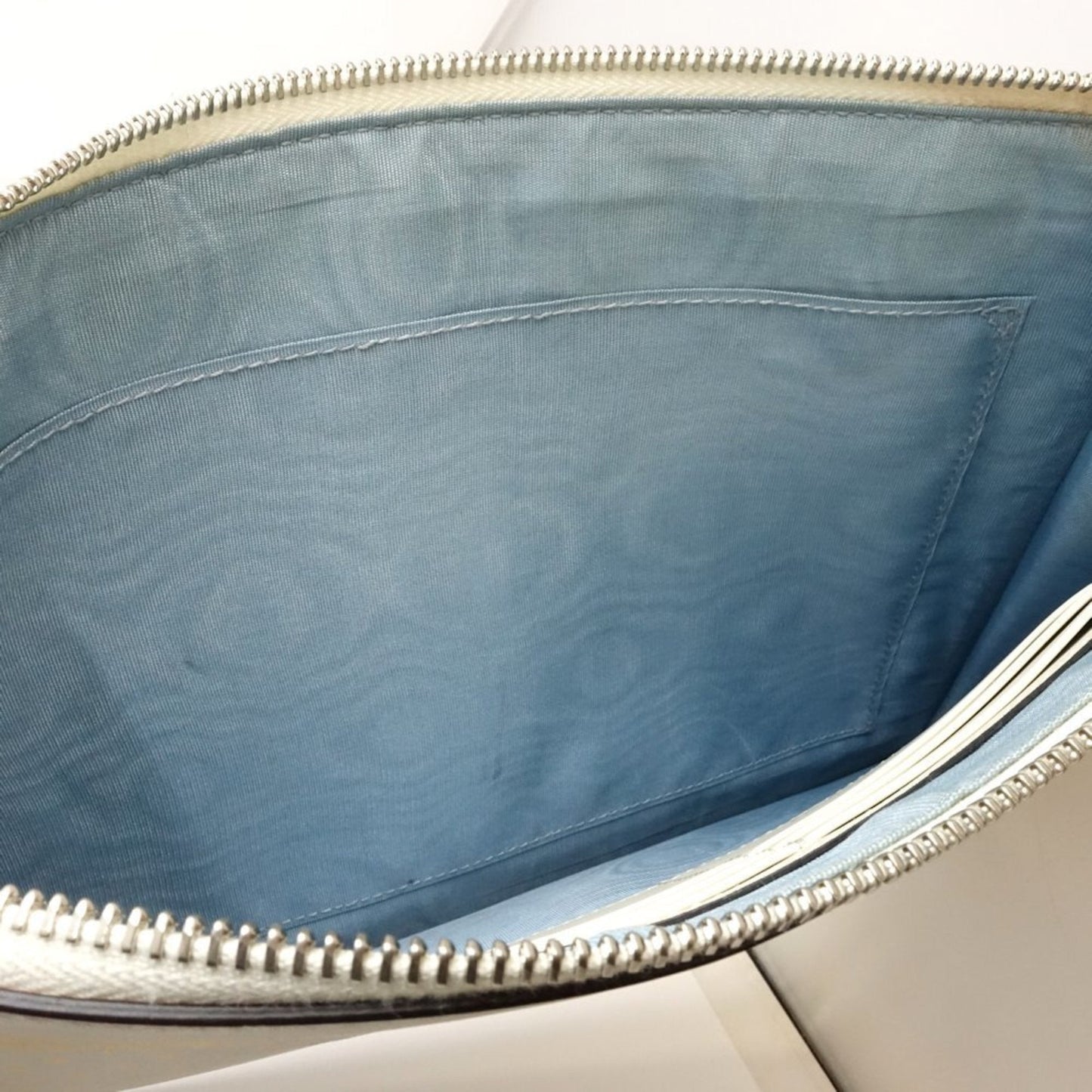 Gucci Ivory Leather Clutch Bag