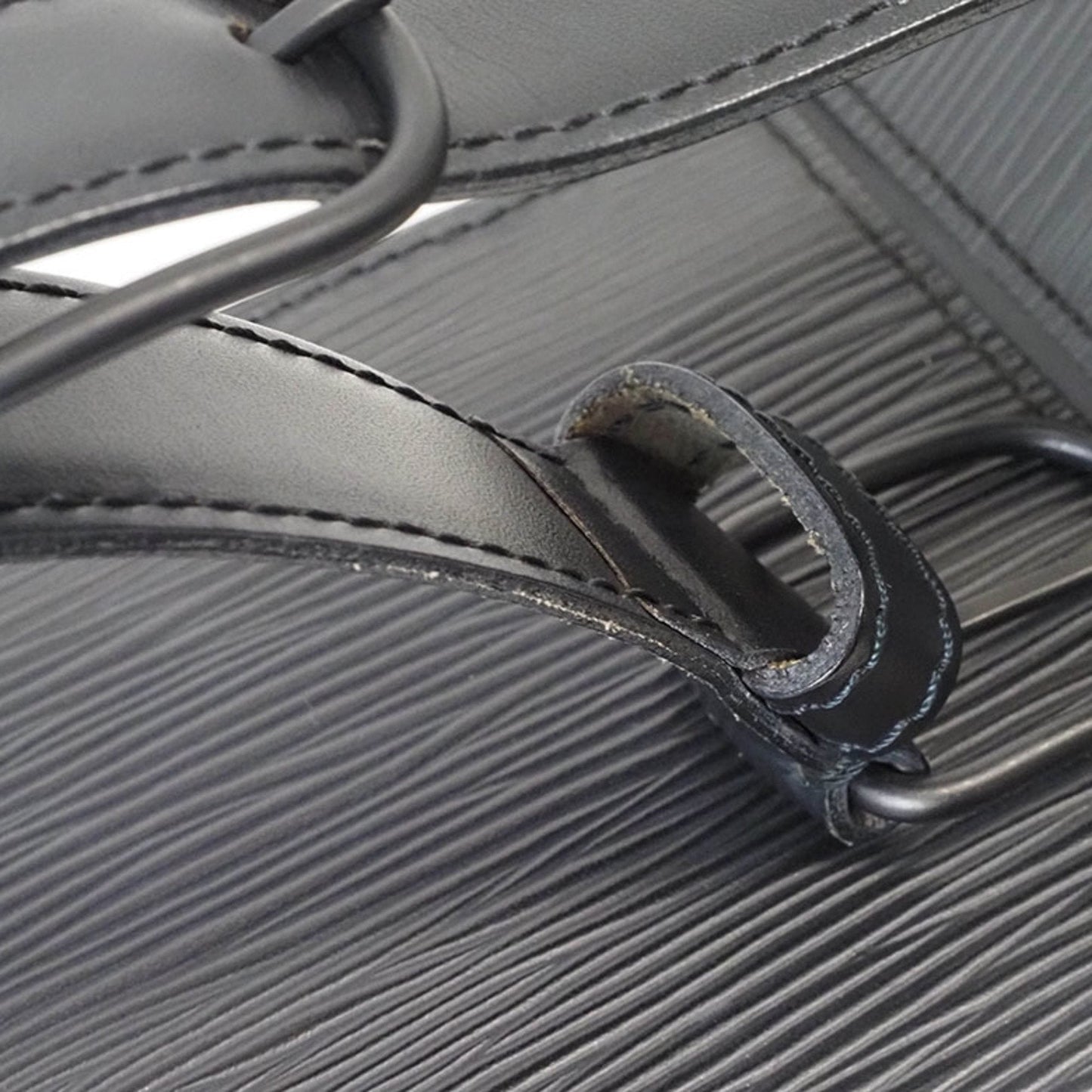 Louis Vuitton Black Epi Leather Handbag Shoulder Bag