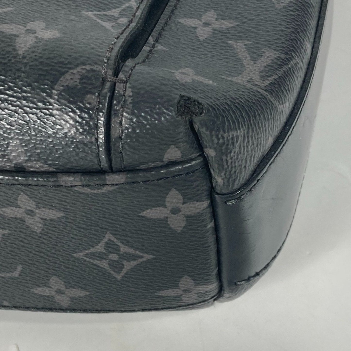 Louis Vuitton Black Monogram Eclipse Messenger Bag Shoulder Bag