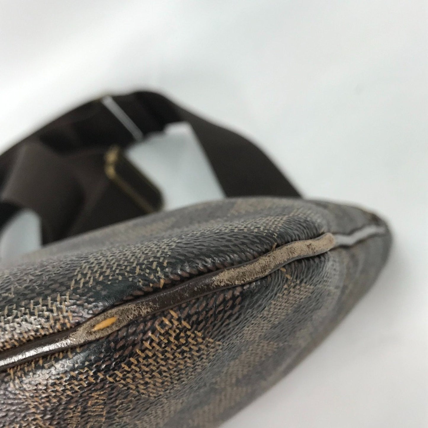 Louis Vuitton Brown Ebene Damier Canvas Pochette Shoulder Bag